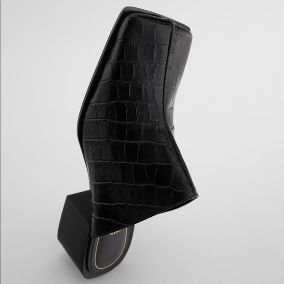Zara Black Animal Croc Effect Genuine Leather Square Toe Block Heel Slides Mules - Picture 4 of 6